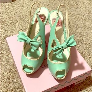 Mint green 💚 Pinup Couture pumps